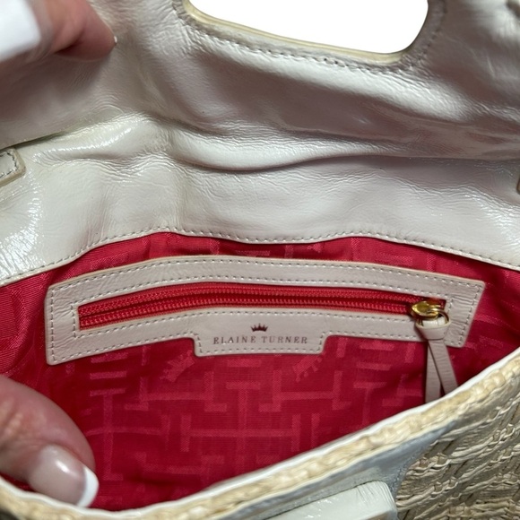 Elaine Turner Woven Straw w Trim and Gold Toned Handle Small Handbag - Picture 4 of 9